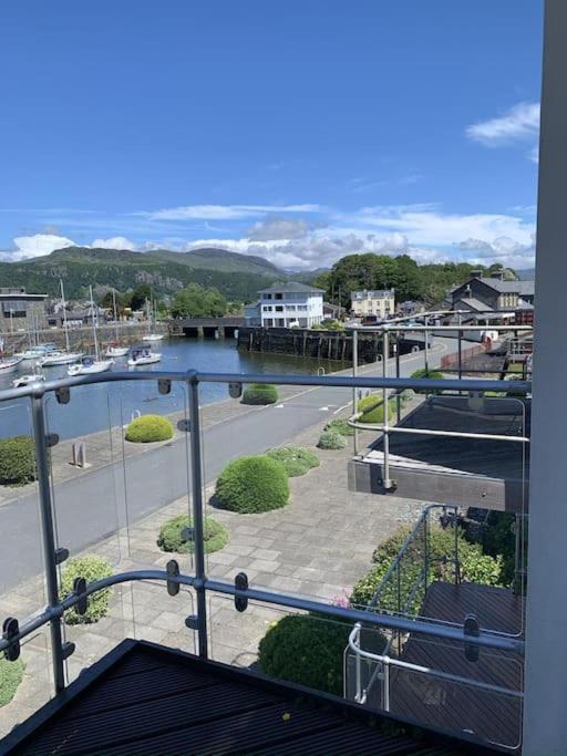 Harbour Haven: Spectacular Views Διαμέρισμα Porthmadog Εξωτερικό φωτογραφία